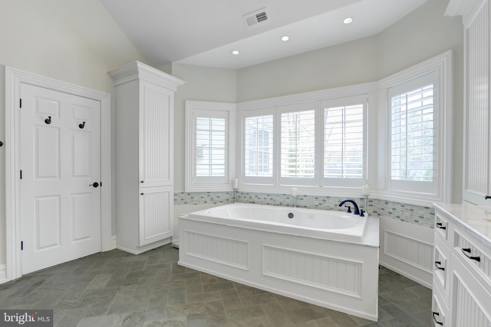 406 Riverside Drive Princeton, NJ 08540 - Photo 31 of 56