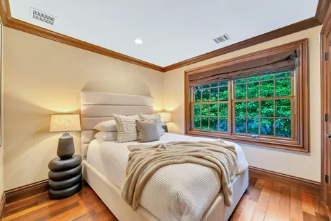 $1,595,000 | 2015 Kenneys Road, Southold, NY 11971