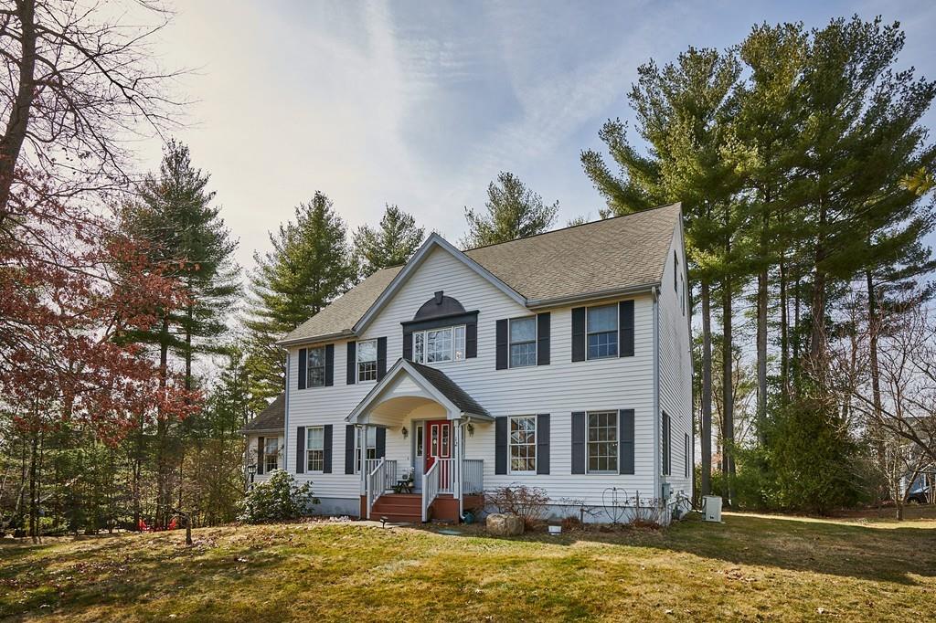 12 Tanglewood Road Amherst, MA 01002 - Photo 1 of 42 Gallery Image 1