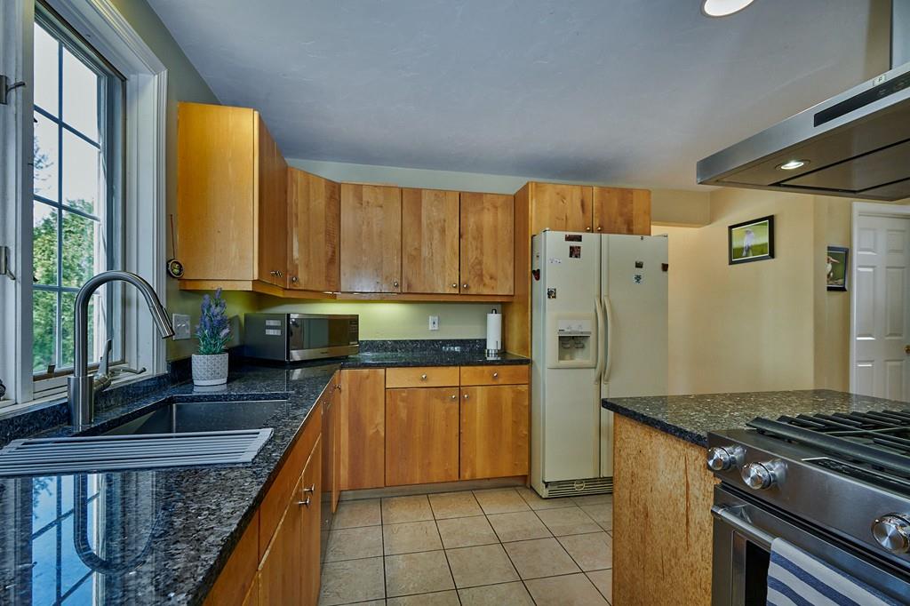 12 Tanglewood Road Amherst, MA 01002 - Photo 13 of 42 Gallery Image 13