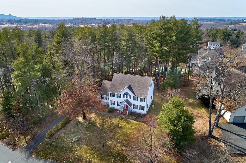 12 Tanglewood Road Amherst, MA 01002 - Photo 2 of 42 Gallery Image 2