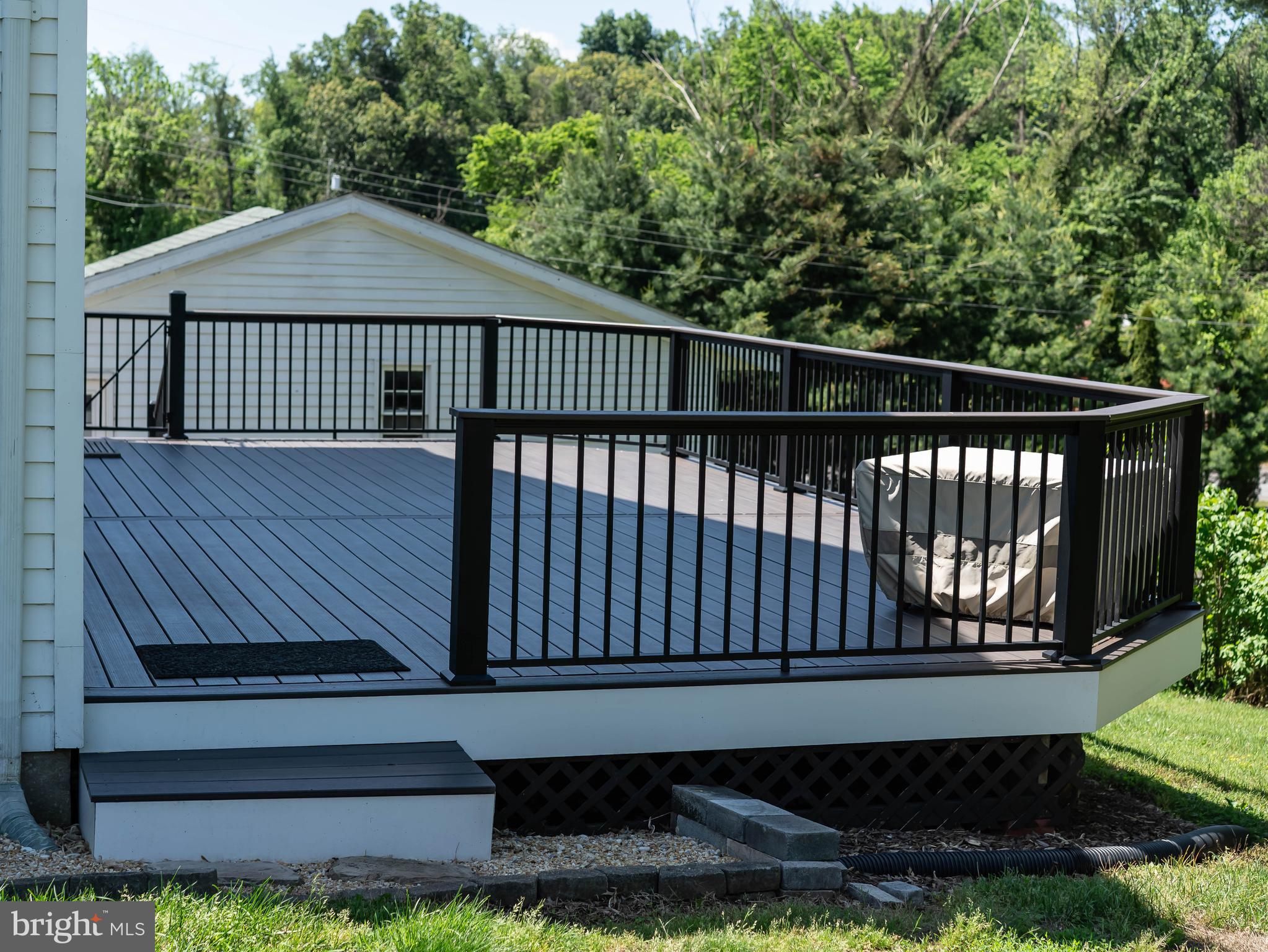 22310 Dickerson Road Dickerson, MD 20842 - Photo 63 of 68 Deck