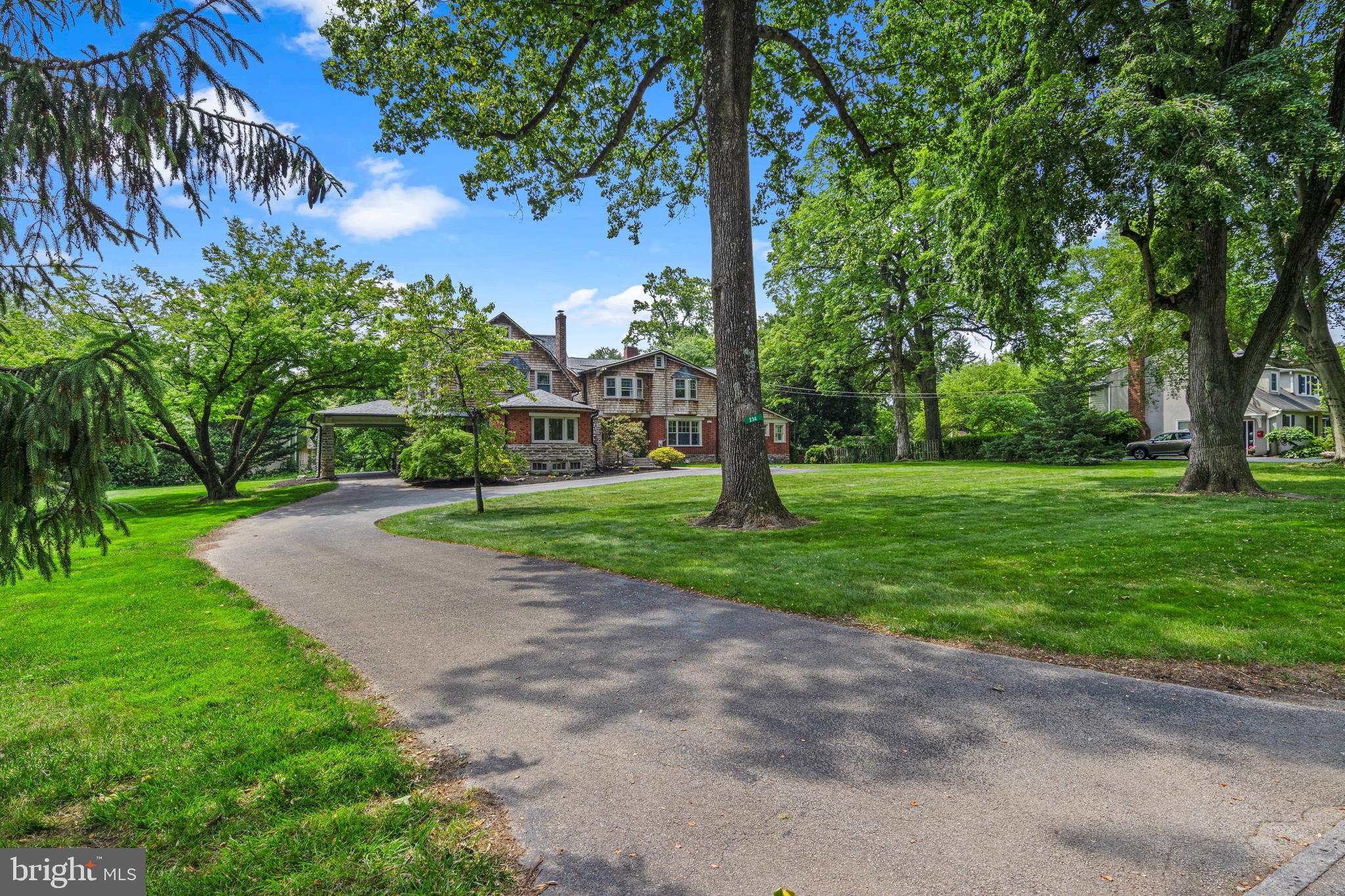 234 East Beechtree Lane Wayne, PA 19087 - Photo 2 of 62