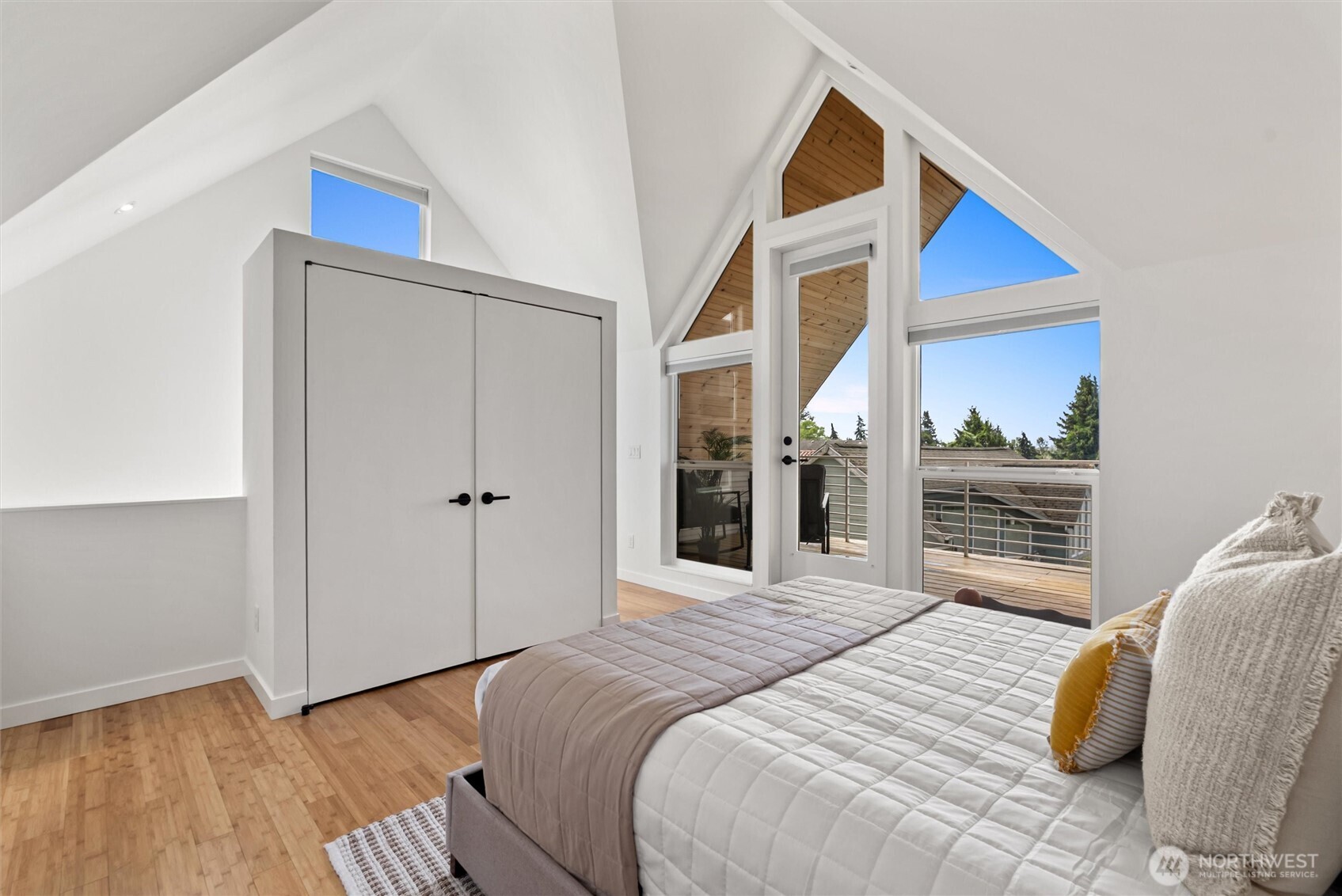 1821 South Lane Street Seattle, WA 98144 - Photo 19 of 29