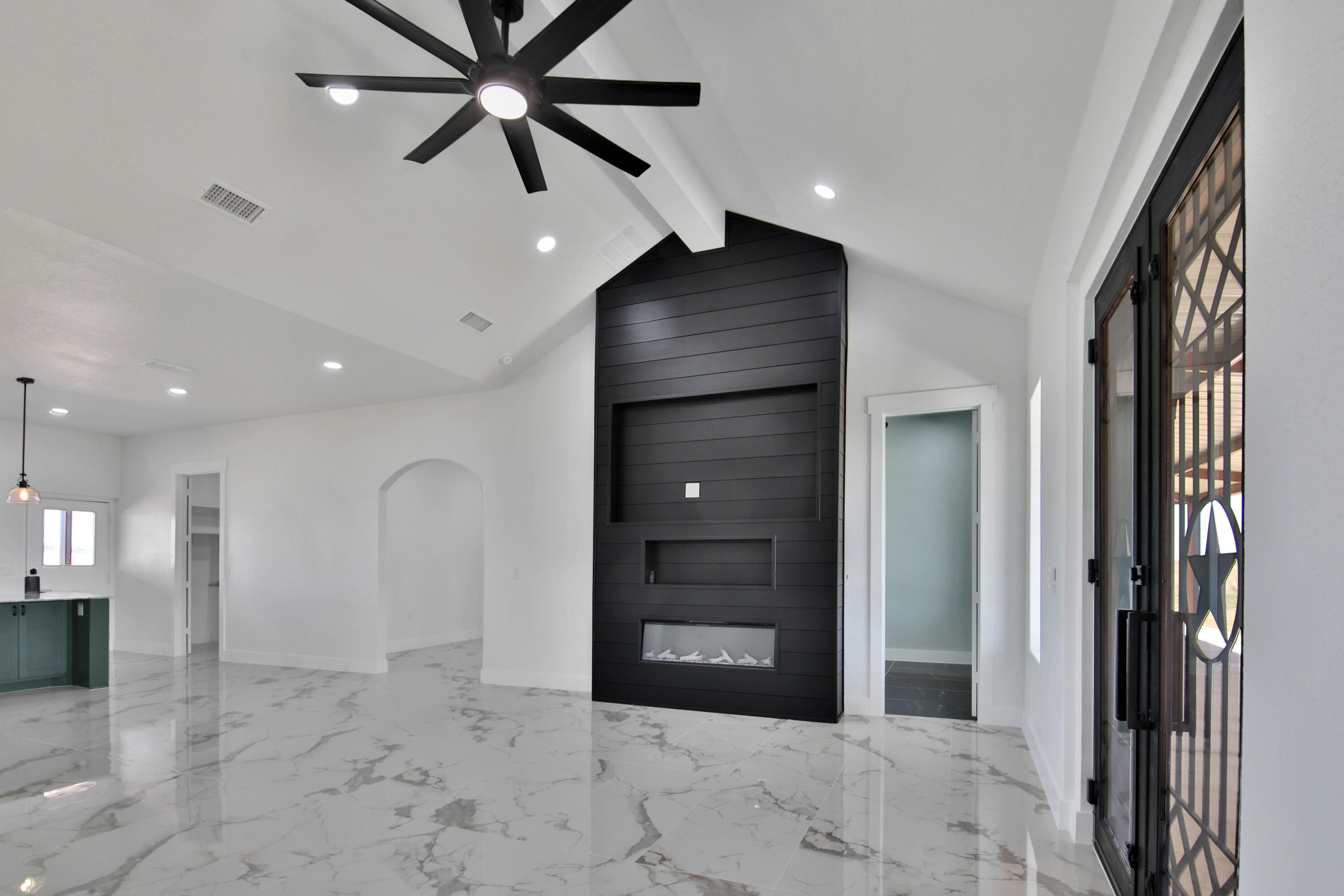 4317 East C R 6000 Lubbock, TX 79403 - Photo 11 of 65 IMG_0632
