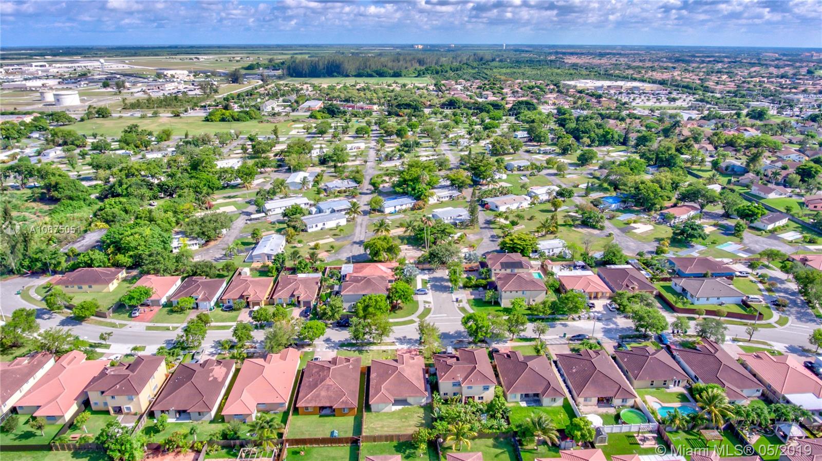 13367 Southwest 284th Street Homestead, FL 33033 - Photo 14 of 17 Gallery Image 14