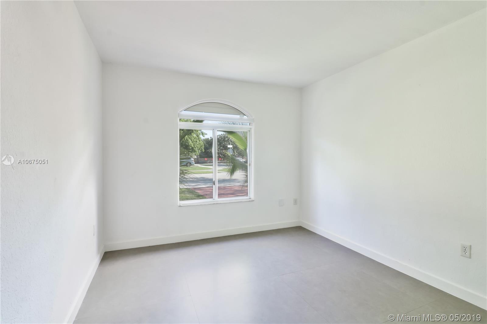 13367 Southwest 284th Street Homestead, FL 33033 - Photo 9 of 17 Gallery Image 9