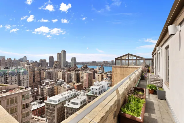 $9,900,000 | 2166 Broadway, Unit PH | Upper West Side