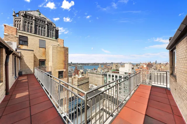 $9,900,000 | 2166 Broadway, Unit PH | Upper West Side