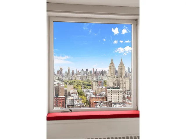 $9,900,000 | 2166 Broadway, Unit PH | Upper West Side