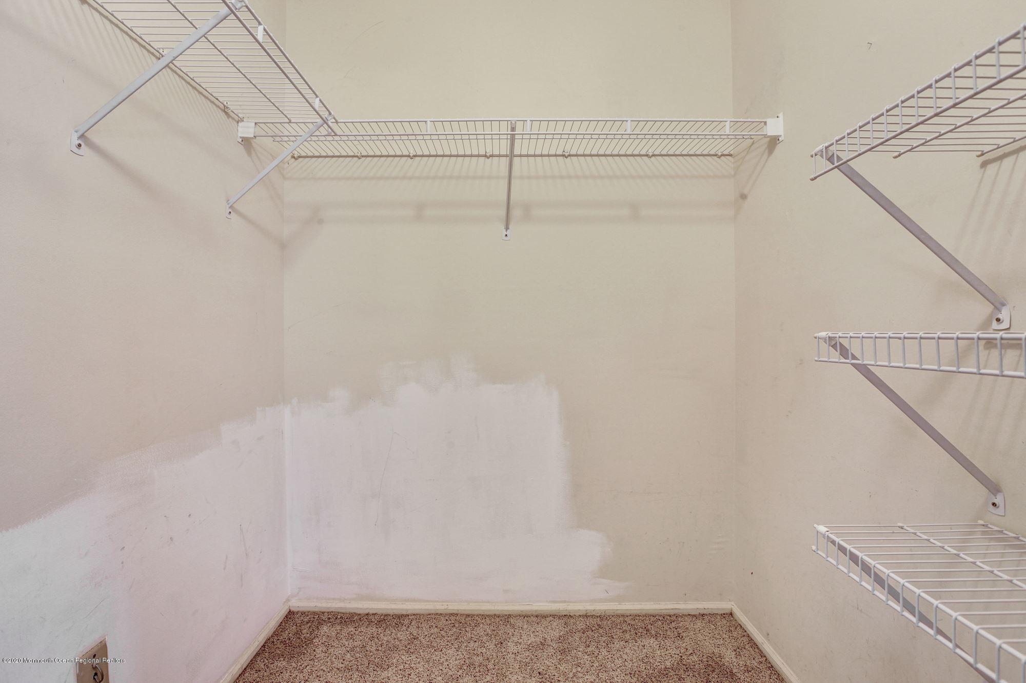 184 Pinetree Court Howell, NJ 07731 - Photo 16 of 23 022_184_PINETREE_CT_294254_545277