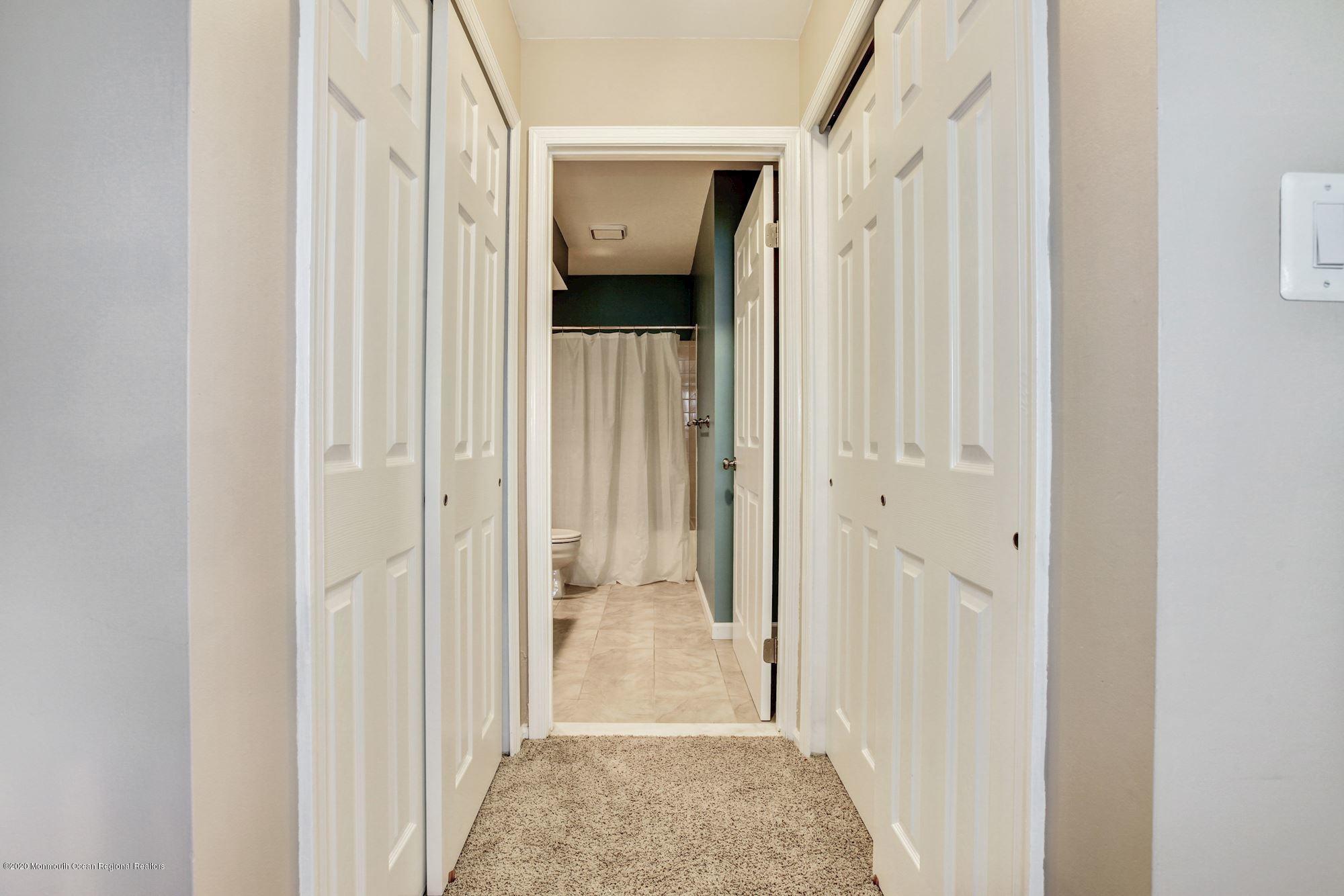 184 Pinetree Court Howell, NJ 07731 - Photo 18 of 23 025_184_PINETREE_CT_294254_545277