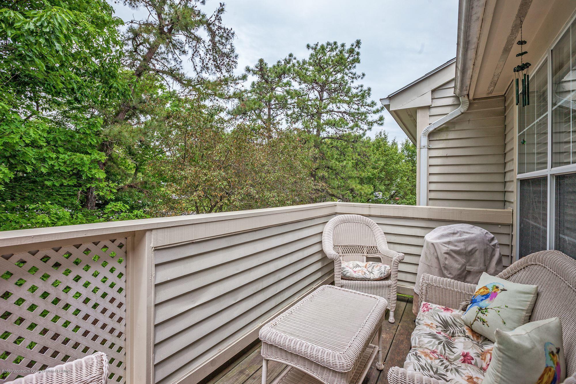 184 Pinetree Court Howell, NJ 07731 - Photo 21 of 23 028_184_PINETREE_CT_294254_545277