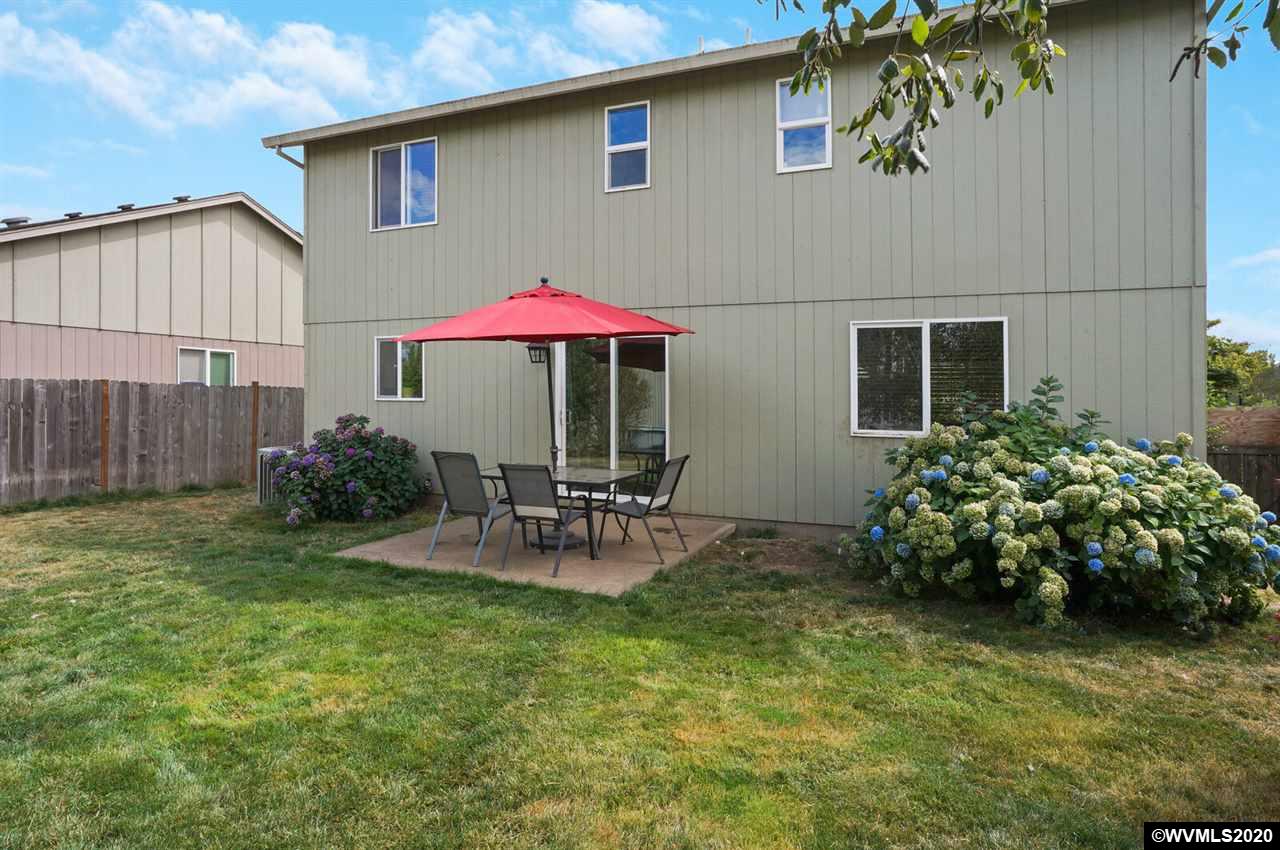 61 Grace Street Lebanon, OR 97355 - Photo 34 of 37 Gallery Image 34