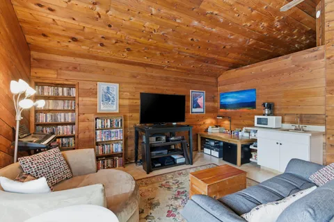 $950,000 | 5717 Maudina Avenue, Nashville, TN 37209