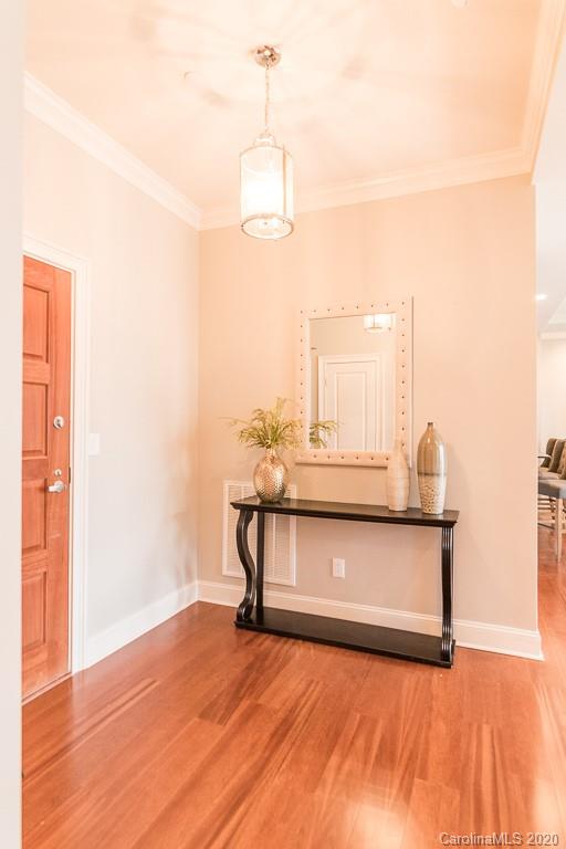435 South Tryon Street, Unit 605 Charlotte, NC 28202 - Photo 2 of 22