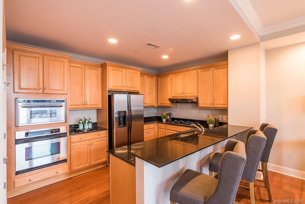 435 South Tryon Street, Unit 605 Charlotte, NC 28202 - Photo 8 of 22