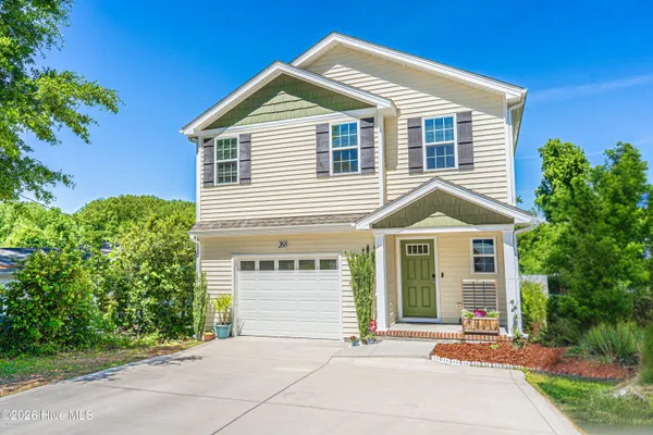 $2,400 | 268 North Hale Street, Southern Pines, NC 28387