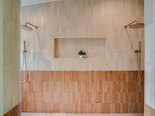 $2,799,000 | 11911 Hartsook Street, Valley Village, CA 91607