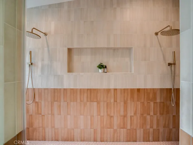 $2,799,000 | 11911 Hartsook Street, Valley Village, CA 91607