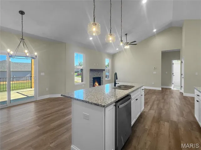 $485,000 | 2912 Bluff Ridge Court, Maryville, IL 62062