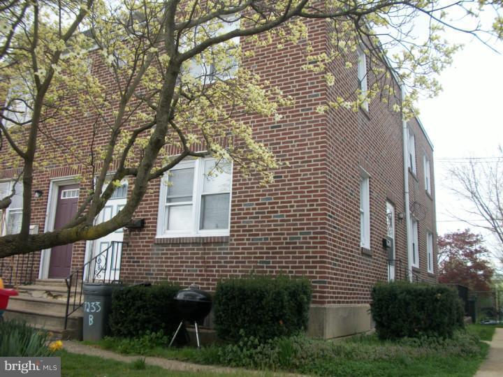 7233 Dungan Road Philadelphia, PA 19111 - Photo 2 of 25