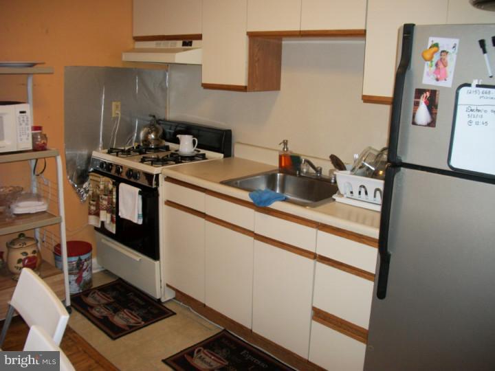 7233 Dungan Road Philadelphia, PA 19111 - Photo 13 of 25 Unit #2