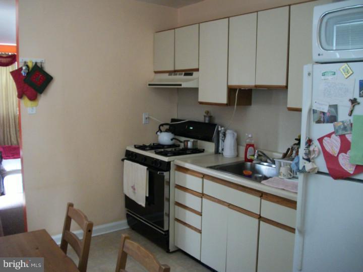 7233 Dungan Road Philadelphia, PA 19111 - Photo 16 of 25 Unit #1