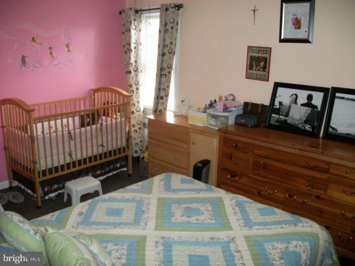 7233 Dungan Road Philadelphia, PA 19111 - Photo 18 of 25 Unit #1