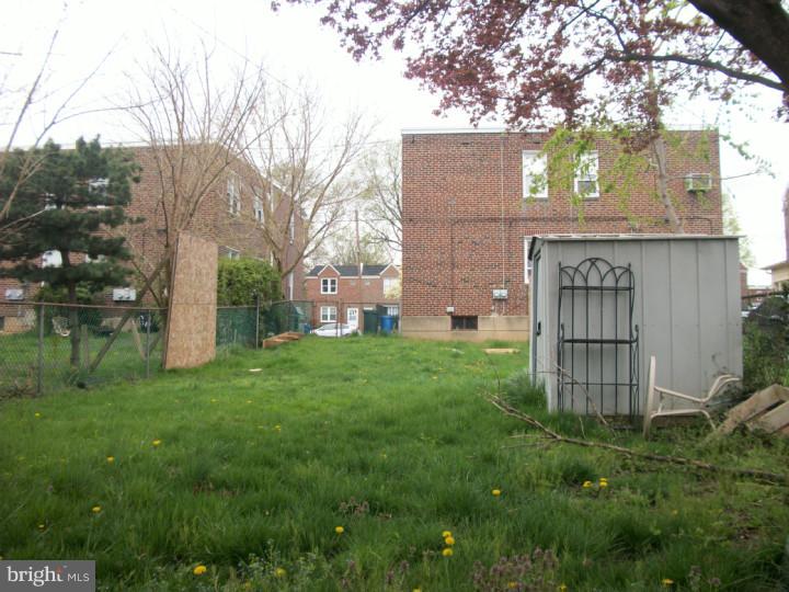 7233 Dungan Road Philadelphia, PA 19111 - Photo 5 of 25