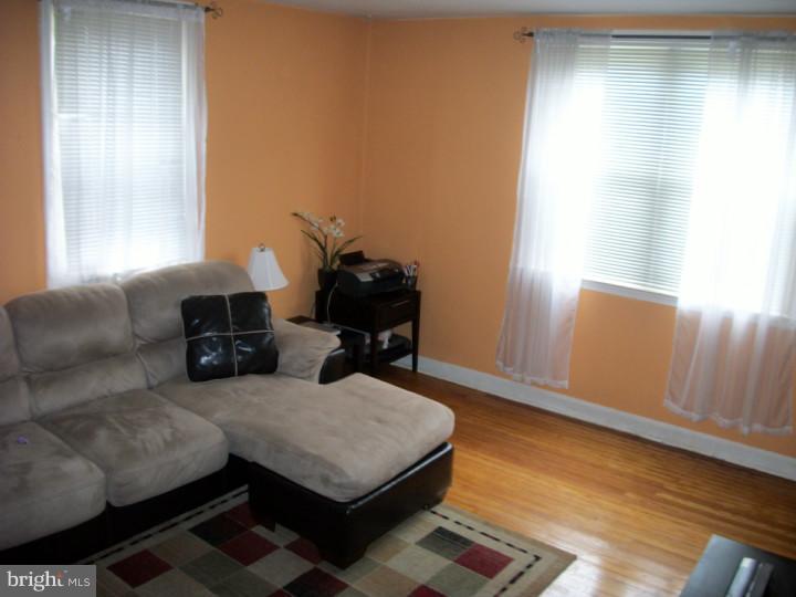 7233 Dungan Road Philadelphia, PA 19111 - Photo 7 of 25 Unit #2