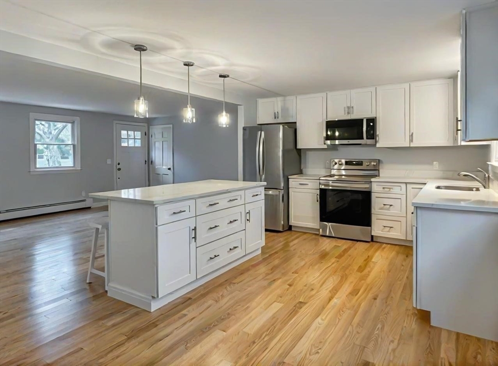 17 Tarpon Road Falmouth, MA 02536 - Photo 7 of 42 Gallery Image 7