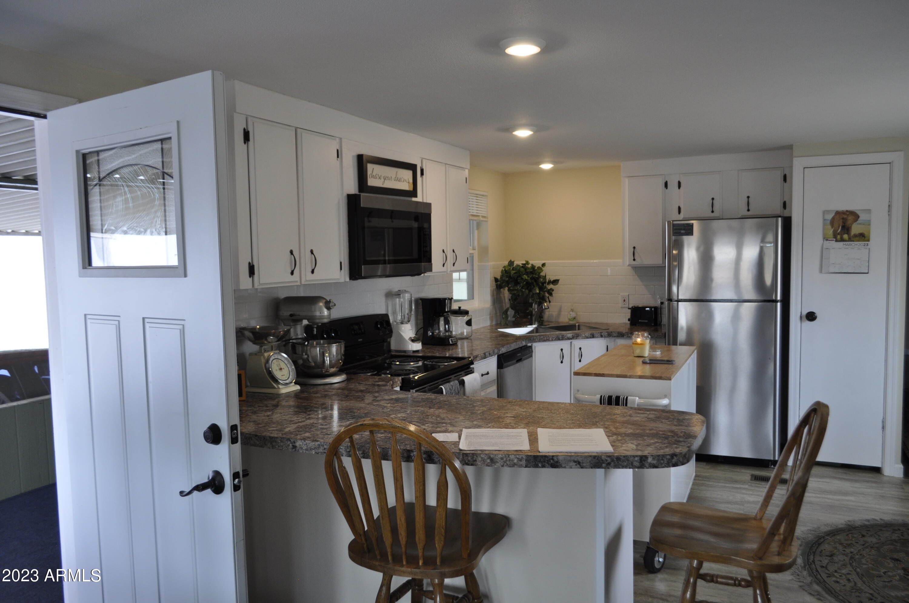 2523 East Contention Mine Road, Unit 44 Phoenix, AZ 85032 - Photo 12 of 25 KITCHEN 4
