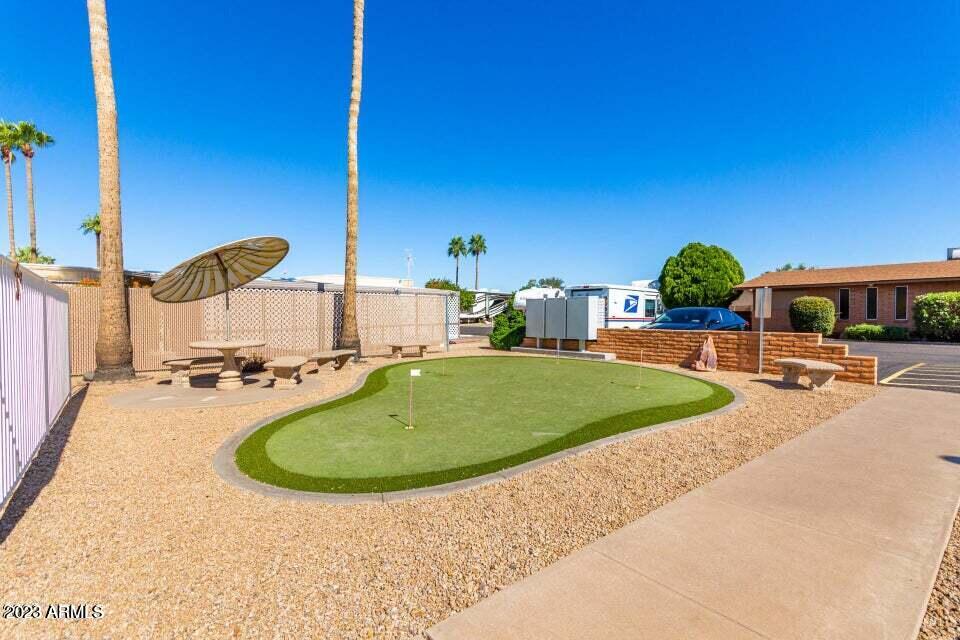 2523 East Contention Mine Road, Unit 44 Phoenix, AZ 85032 - Photo 25 of 25 PUTTING GREEN