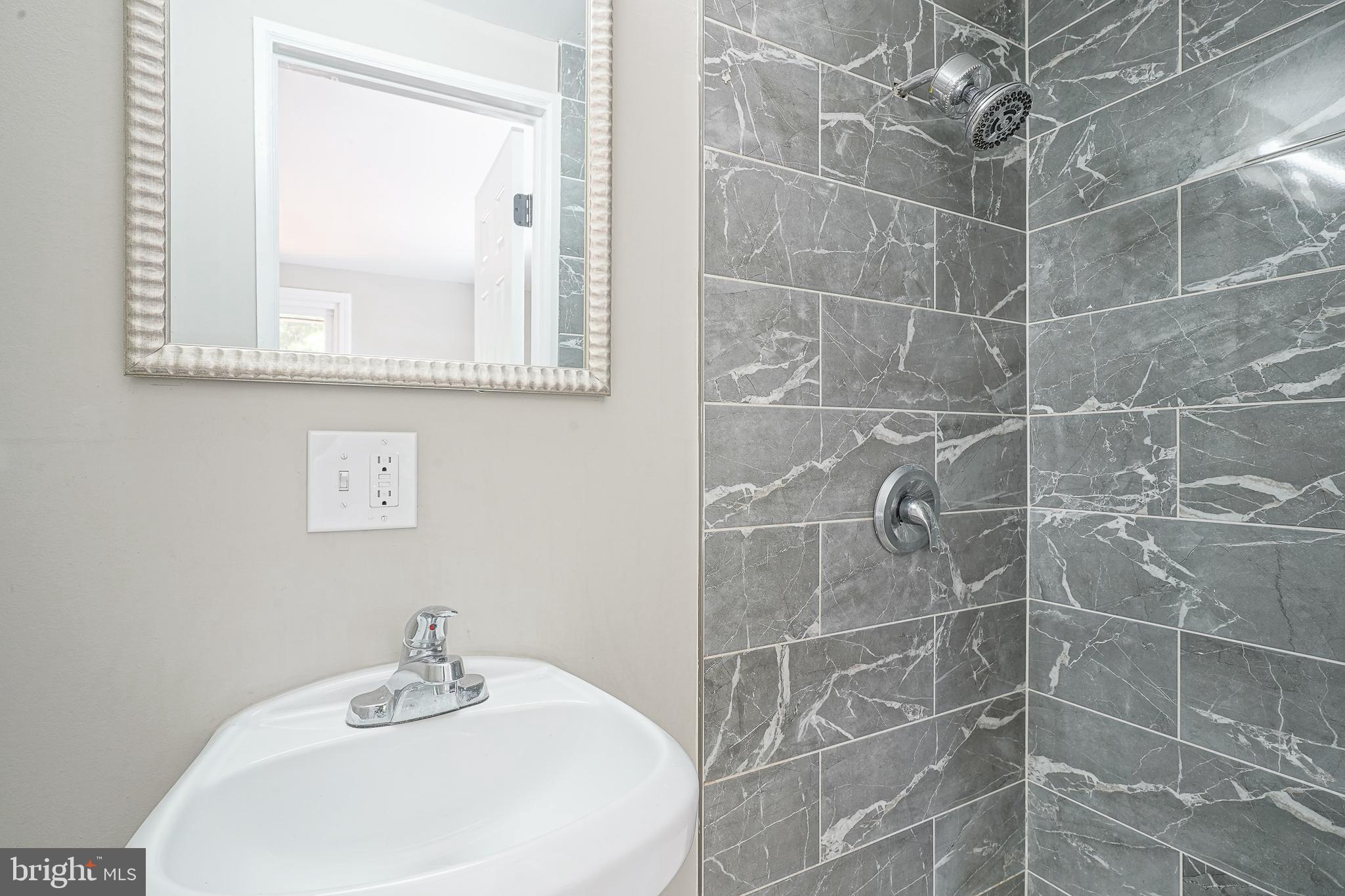67 Webster Street Riverside, NJ 08075 - Photo 20 of 35