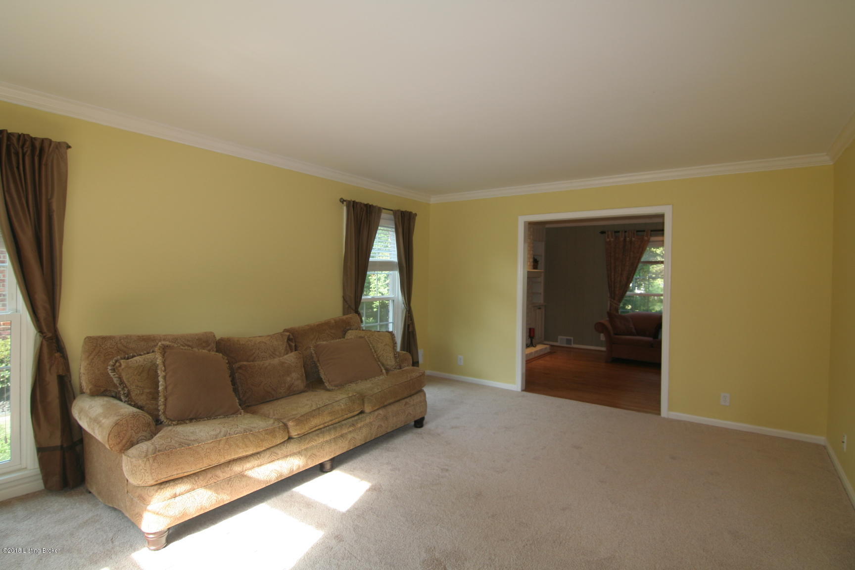 204 South Chadwick Road Louisville, KY 40222 - Photo 17 of 26 Living Room 2