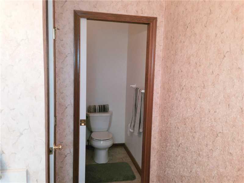 331 Brohios Drive Monaca, PA 15061 - Photo 8 of 13 Master Bath/Spa.