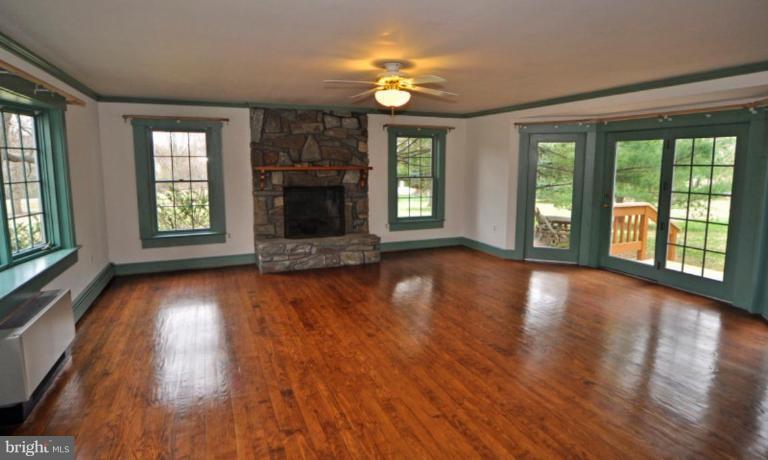 11411 Waples Mill Road Oakton, VA 22124 - Photo 12 of 30 Great Room
