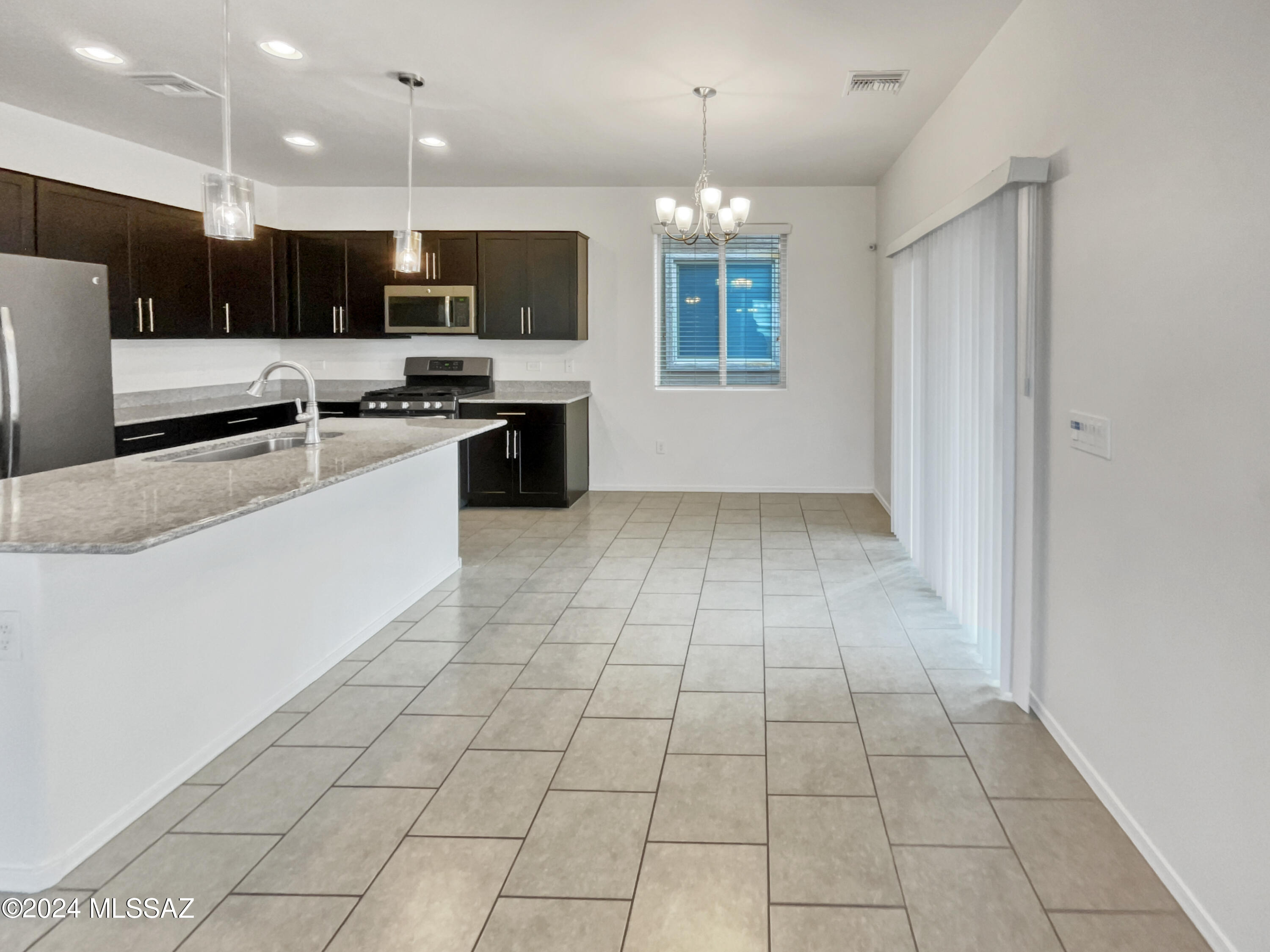 6730 Neptune Cove Road Tucson, AZ 85756 - Photo 10 of 20