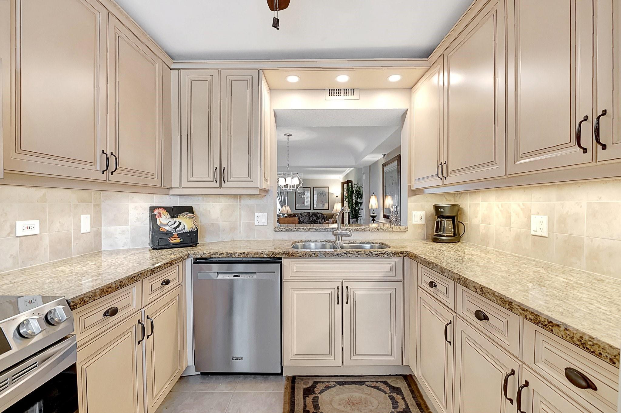 9165 Southwest 14th Street, Unit 1501 Boca Raton, FL 33428 - Photo 3 of 44 Photo 3