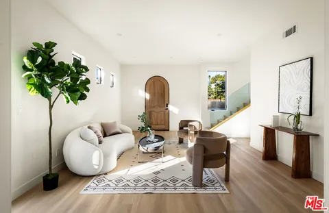 $5,690,000 | 1201 North Vista Street, Unit 12011203, West Hollywood, CA 90046