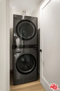 $5,690,000 | 1201 North Vista Street, Unit 12011203, West Hollywood, CA 90046