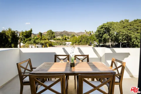 $5,690,000 | 1201 North Vista Street, Unit 12011203, West Hollywood, CA 90046