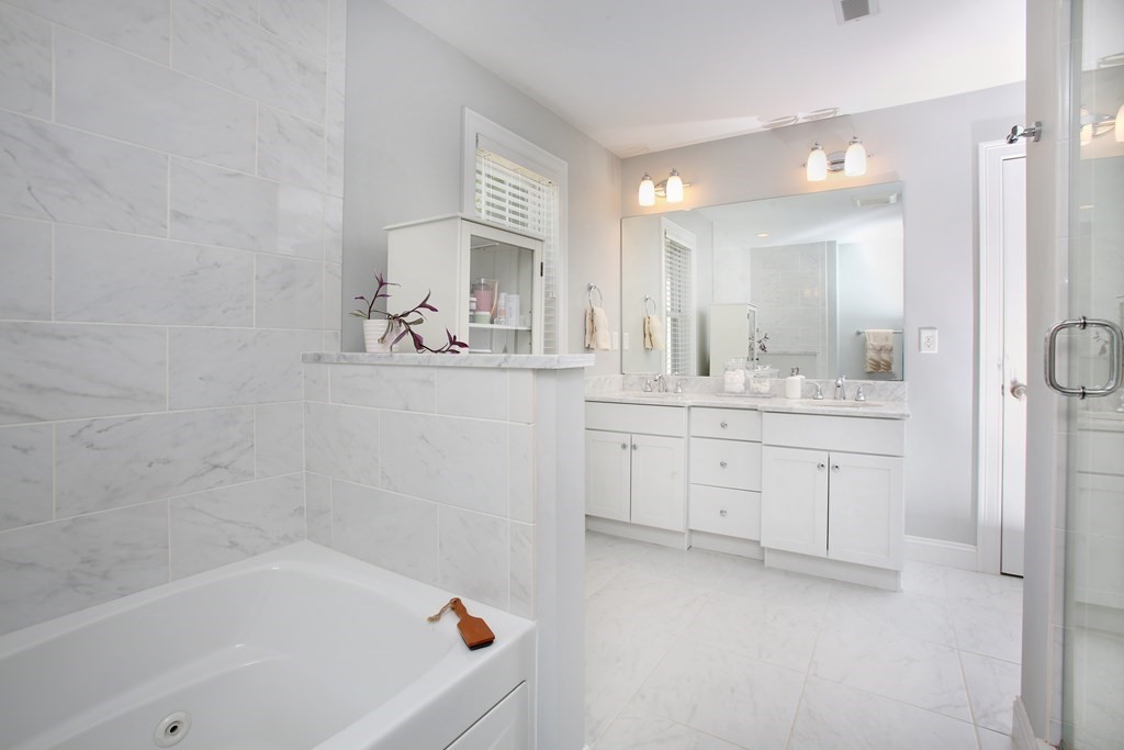 4 Grove Street Lexington, MA 02420 - Photo 23 of 37