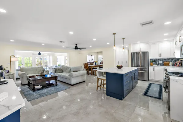 $1,785,000 | 4920 Northeast 28th Avenue, Lighthouse Point, FL 33064