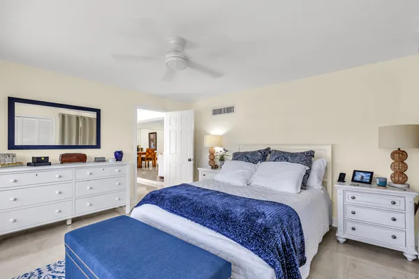 $1,785,000 | 4920 Northeast 28th Avenue, Lighthouse Point, FL 33064