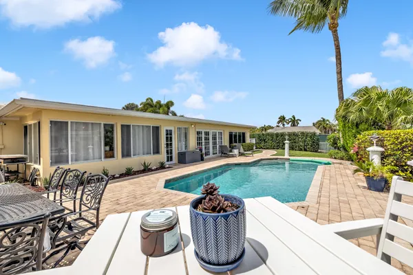 $1,785,000 | 4920 Northeast 28th Avenue, Lighthouse Point, FL 33064