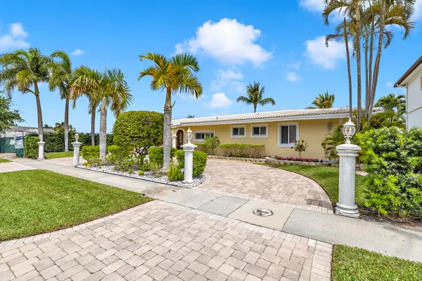$1,785,000 | 4920 Northeast 28th Avenue, Lighthouse Point, FL 33064