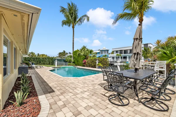 $1,785,000 | 4920 Northeast 28th Avenue, Lighthouse Point, FL 33064