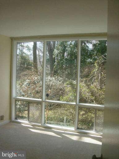 1933 Marthas Road Alexandria, VA 22307 - Photo 5 of 9 Bedroom